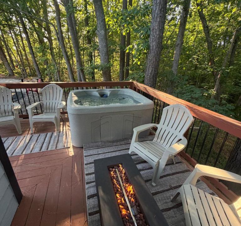 Carthage Ski Chalet | The Monarch- A Pinehurst Retreat