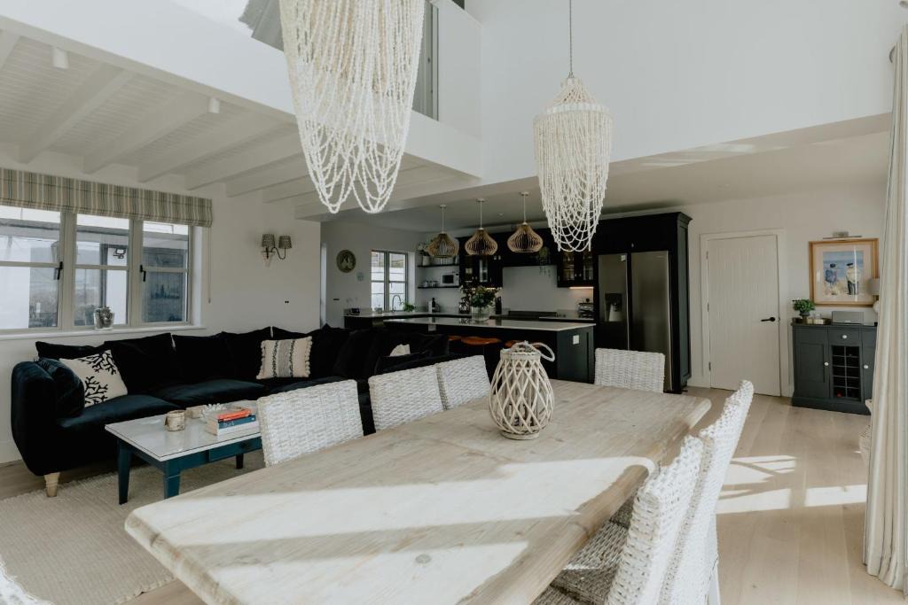 Croyde House | The Old Coastguards