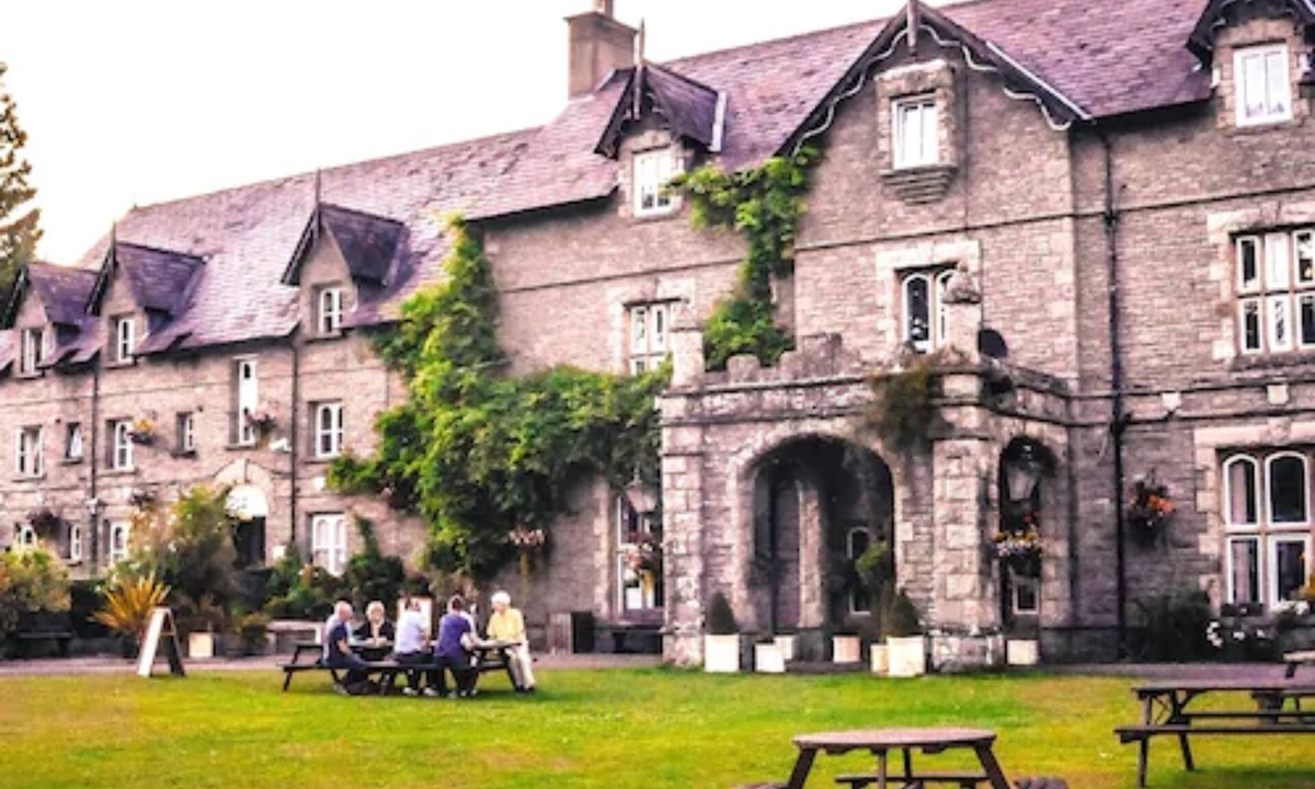 Llangattock Hotel | The Old Rectory Country Hotel