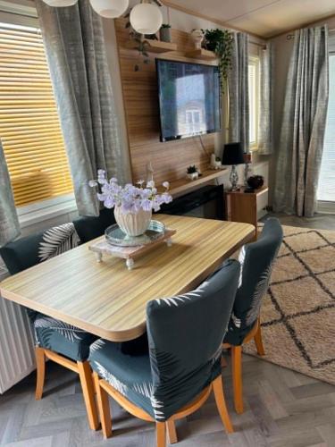 Rhyl House | The Pointon-Bordeaux Caravan Co