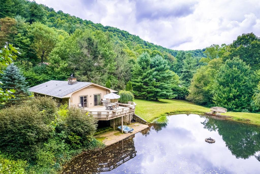 Waynesville House | The Rock House at Big Bear Estates