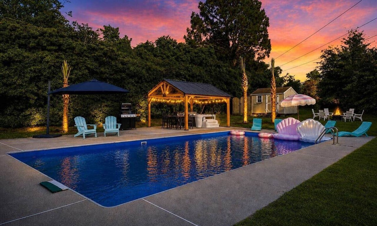 Silver Lake House | The Salty Palm-Pool-Hot Tub-Firepit-Gameroom