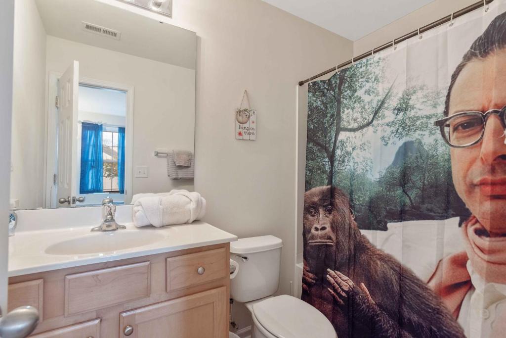 Northeast Raleigh Apartment | The townhouse by the greenway- Perfect Relocation or Vacation!
