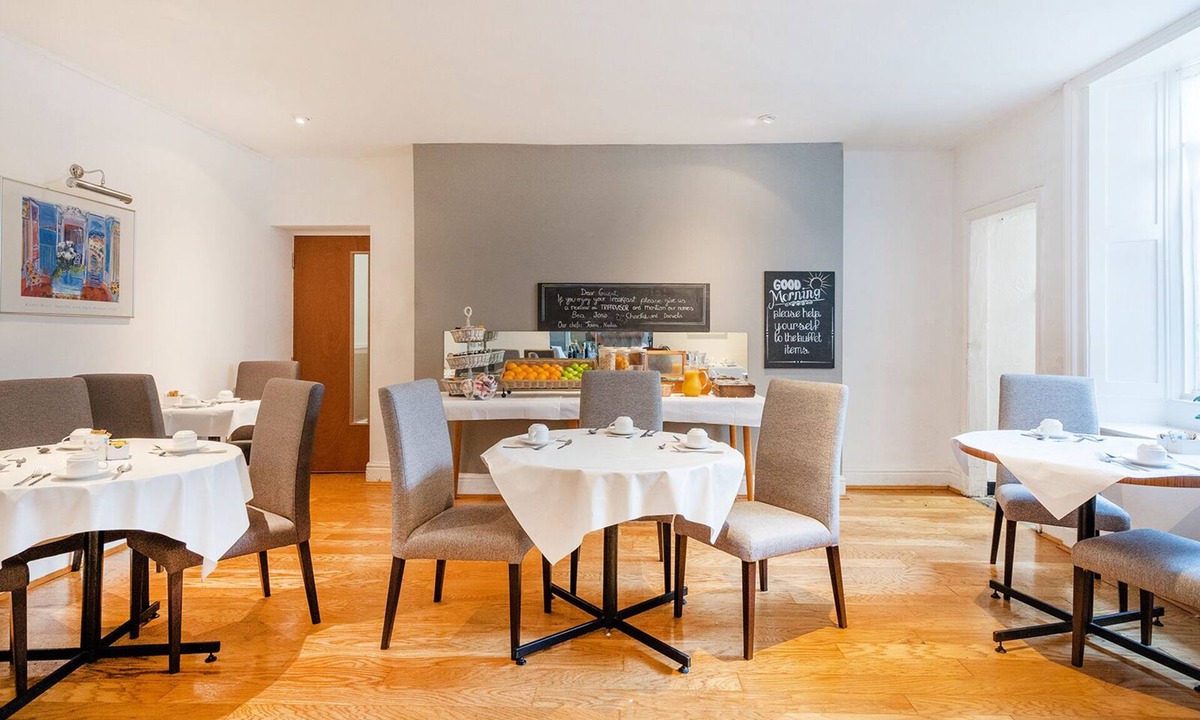 Clifton House | The Washington