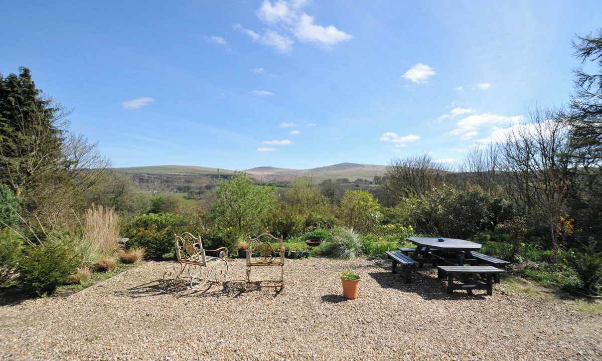 Okehampton Cottage | Tor View @ Fourwinds