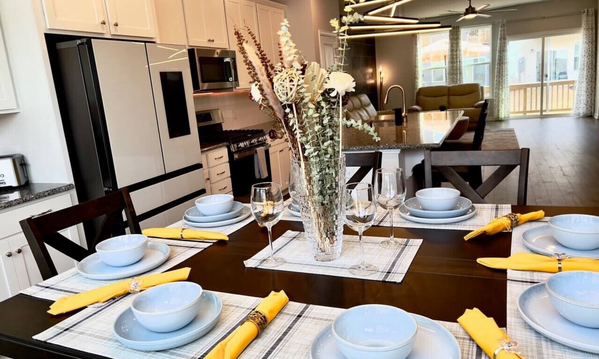 Durham House | TPV - Villa Leopolda - Executive Home w/Pools&Gym