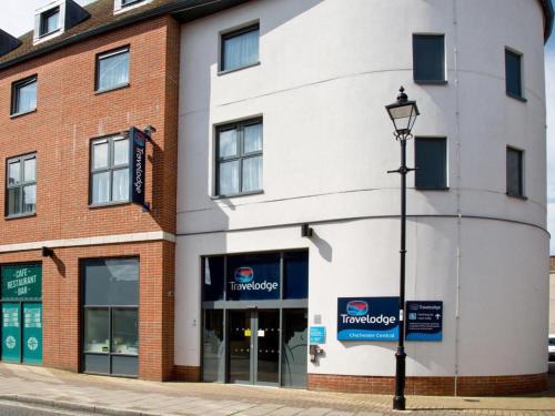 Chichester Hotel | Travelodge Chichester Central