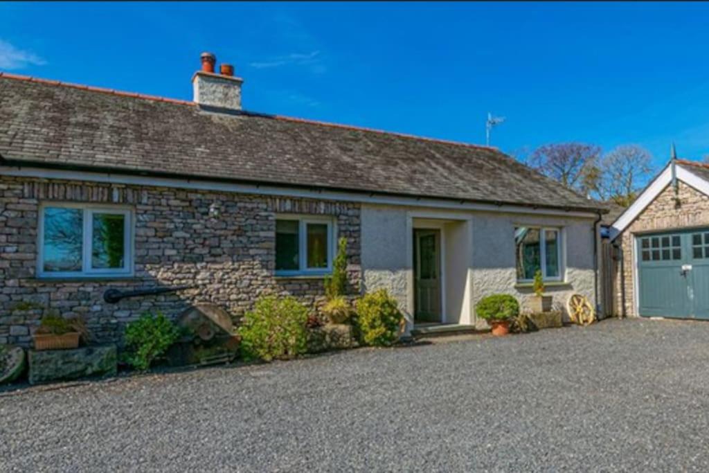 Levens House | Two Acres- Spacious, delightful, pet free bungalow