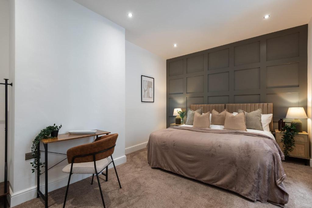 Hull Old Town Apartment | Unique Split-Level Apartment in Central Hull