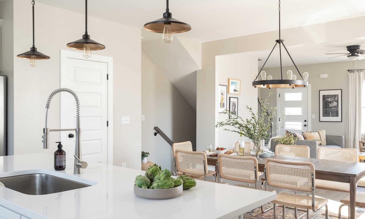 Talbot's Corner Cottage | Urban by Avantstay Elegant East Nashville Condo Hip & Trendy Area