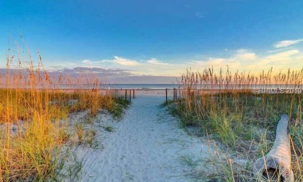 Hilton Head Villa | Walk to Hilton Head Island Beach: Villa w/Balcony