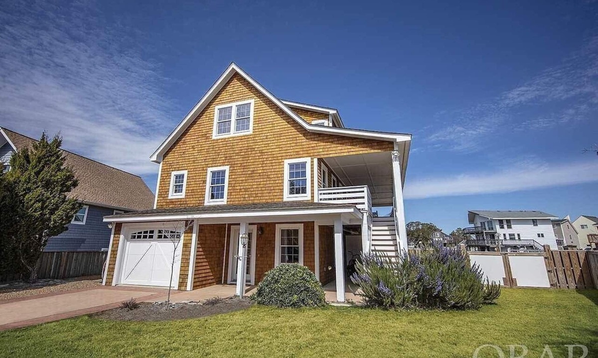 Nags Head House | Waterfront Home With Hot Tub, Private Dock & Pool