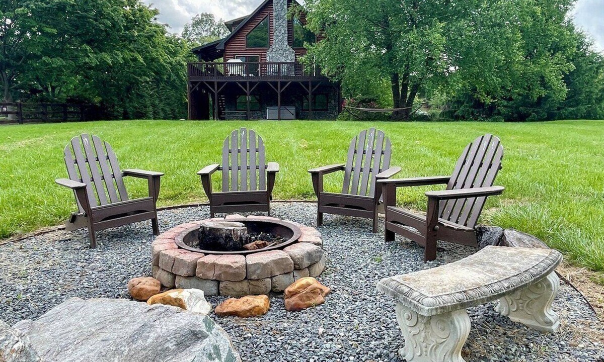 Jefferson Cabin | Waters Edge - Jefferson, NC