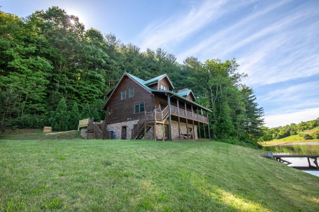 Jefferson House | Waters Edge Retreat