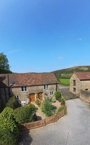 Axbridge House | Wavering