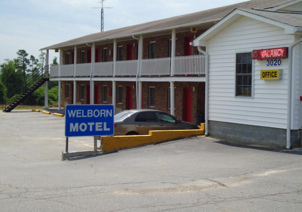 Hamptonville Hotel | Welborn Motel - Hamptonville