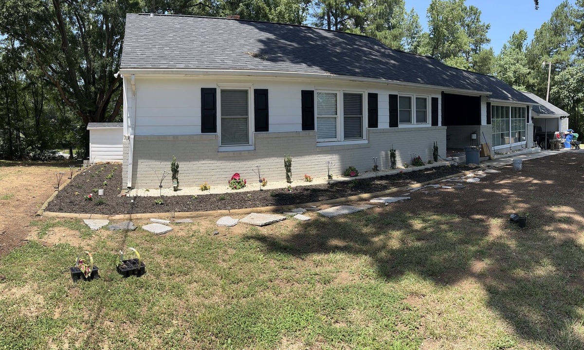 Albemarle House | Welcome to Your Enchanting 3-Bedroom Home in Charming Albemarle-North Carolina
