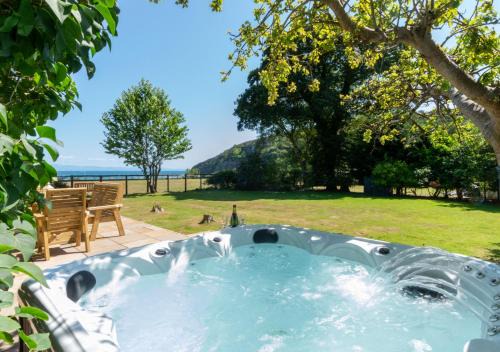 Llanbedrog Apartment | Wendon