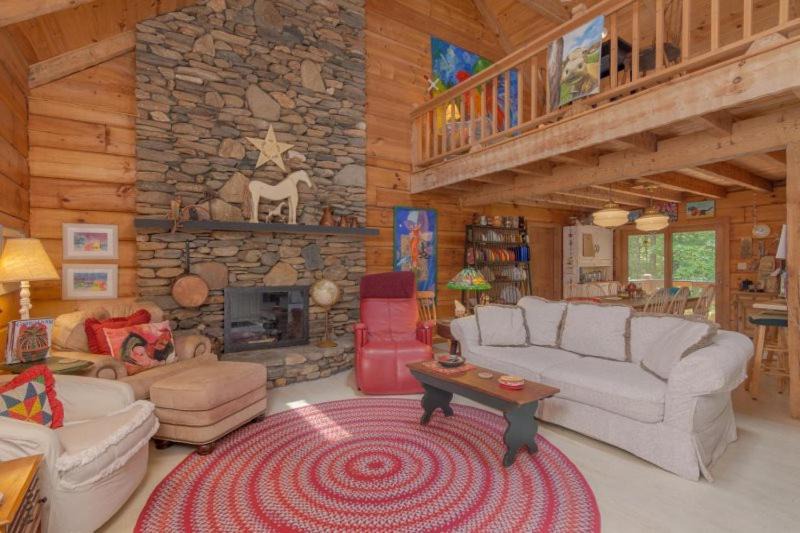 Whispering Creek At Dupont | Hendersonville