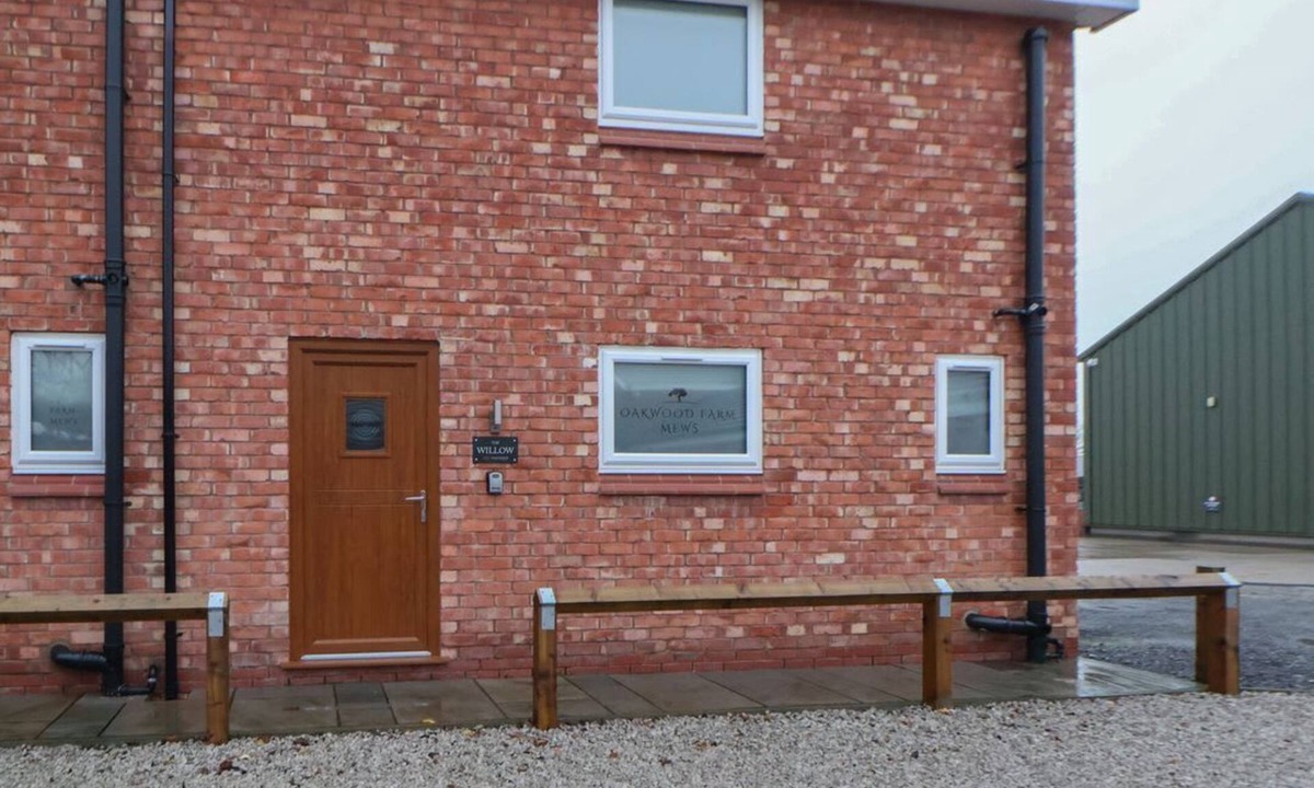 Chorlton-by-Backford House | Willow Barn, Saughall
