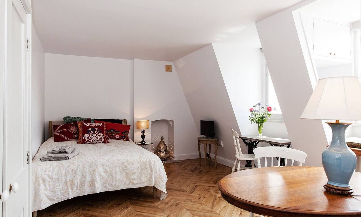 Holland Park Apartment | Wonderful Holland Park Studio