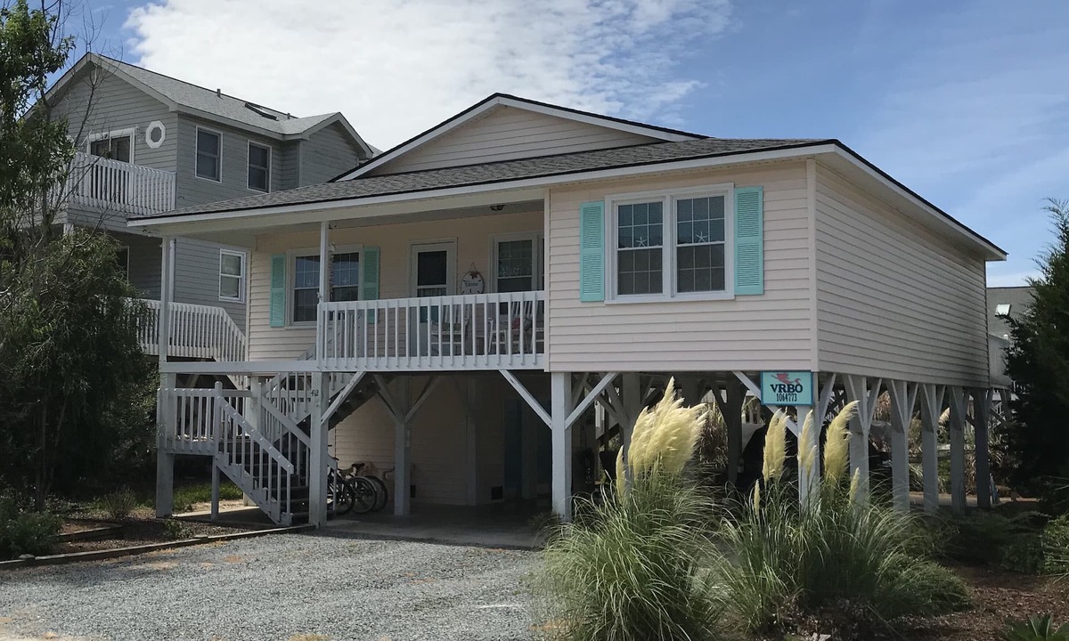 Sunset Beach House | Wonderful location, mid-island! Short walk to beach, pier and island market.
