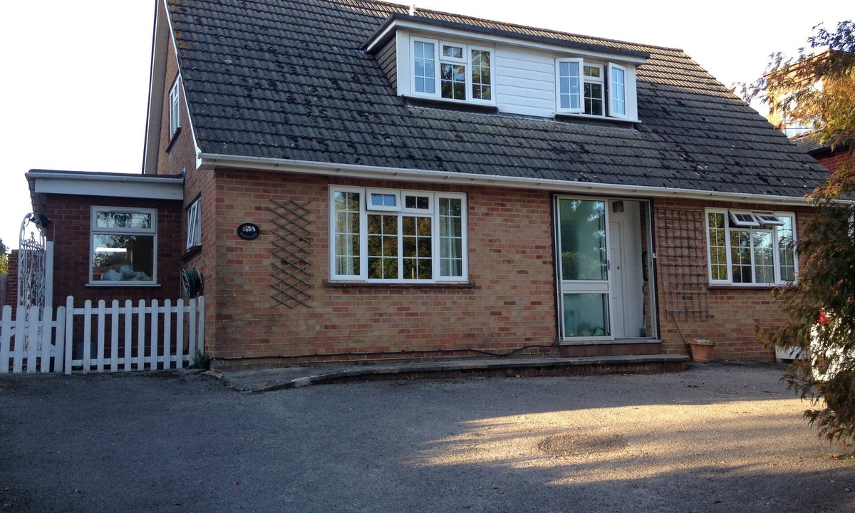 Sway Cottage | Woodfearn, Sway - Dog Friendly - Bike Friendly