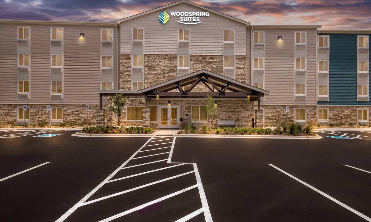 Charlotte Hotel | Woodspring Suites Charlotte - Arrowood