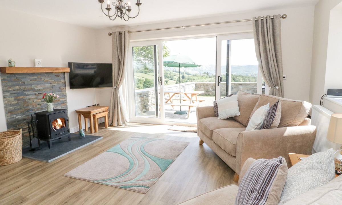 Llanrwst Cottage | Y Stabl