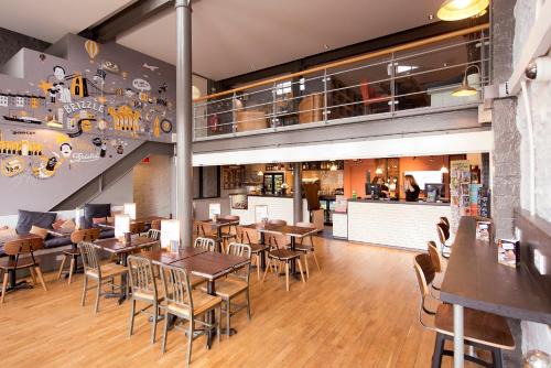 Bristol Floating Harbour Hostel | YHA Bristol