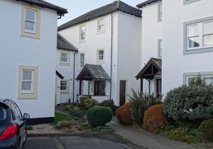 10 Elm Court