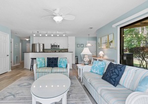 16A - Newly renovated in 2023! Ground Level 2 bedroom/2 bath condo on Oyster Bay Golf Links