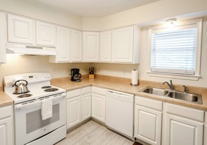 2-Bedroom, 1-Bathroom Apartment. Walk to beach and access to REAL Watersports