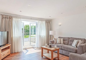 2 bedroom accommodation in Glastonbury