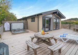 2 bedroom accommodation in Cannington