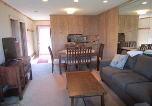 2 Bedroom Skyleaf Condo rented by Sugar Mountain Lodging, Inc.