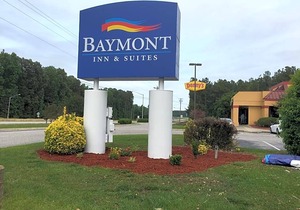 2-Star Hotel ∙ Baymont by Wyndham Rocky Mount I-95