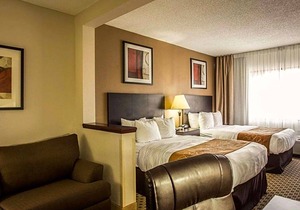 2-Star Hotel ∙ Comfort Suites Lumberton