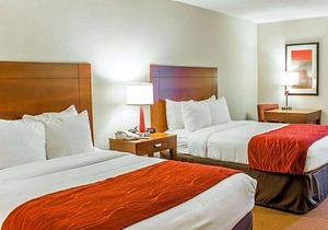2-Star Hotel ∙ Comfort Inn Near Fort Bragg