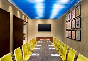 2-Star Hotel ∙ Holiday Inn Express & Suites Asheville Downtown, an IHG Hotel