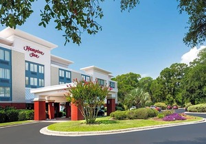 2-Star Hotel ∙ Hampton Inn Morehead City
