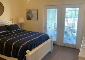 3 bedroom accommodation in Calabash