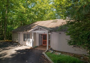 3 bedroom accommodation in Brevard