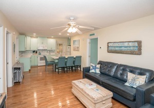3 BR, 2BA beach home located just two blocks from the beach - Accidentally Ours