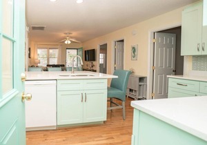 3 BR, 2BA beach home located just two blocks from the beach - Accidentally Ours