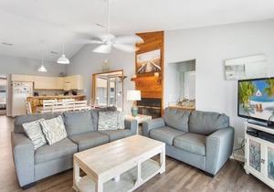 3BR Sea Dunes Townhome w/Pool & Beach Access
