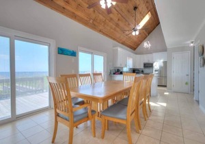 5BR/4BA Home - REMODELED, Oceanfront, Close to Pier, Sleeps 10