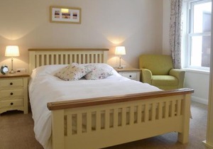 6 Elm Court