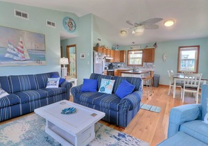 6030 Sanctuary * 4 Min Walk to Beach