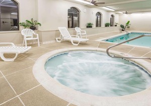 Baymont by Wyndham Asheville Biltmore Hotel